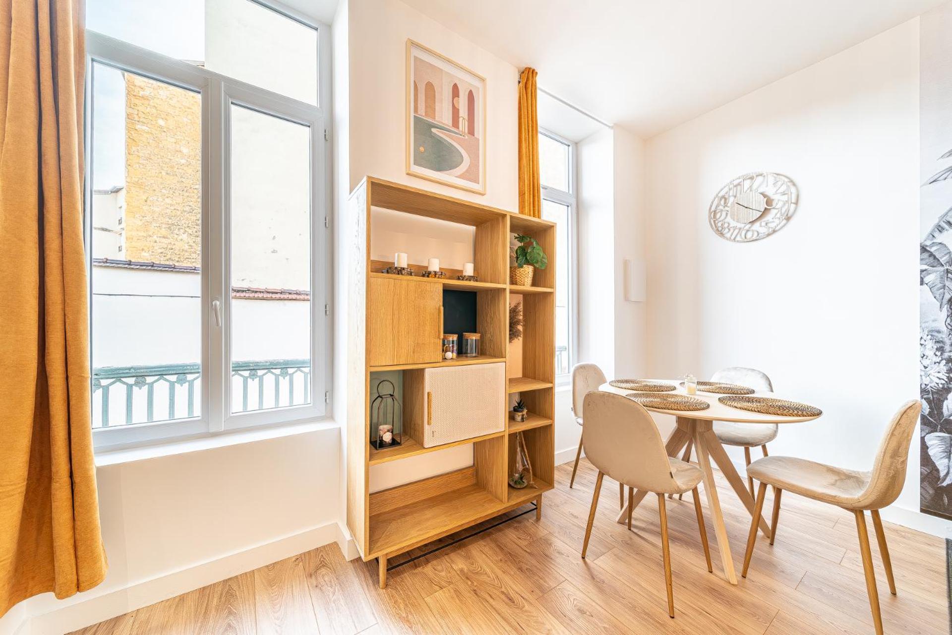 Le Marietton Appartement Cosy A Deux Pas Du Metro Valmy Lyon Exterior foto